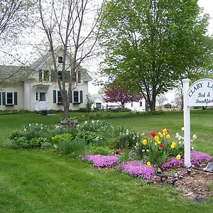 Clary-Lake-Bed-And-Breakfast-Jefferson-Exterior