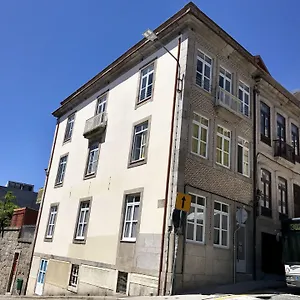Urban-Garden-Porto-Central-Hostel-Exterior