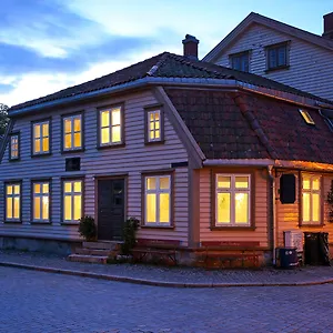Gamlebyen-Hotell-Fredrikstad-Exterior