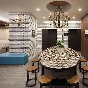 The-B-Shimbashi-Hotel-Tokyo-Interior