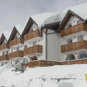 Hotel-Orchidea-Passo-del-Tonale-Exterior
