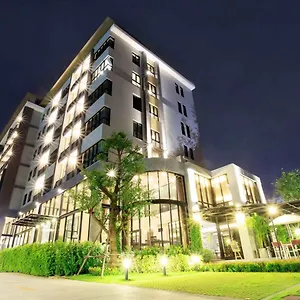 Green-Point-Residence-Hotel-Bangkok-Exterior