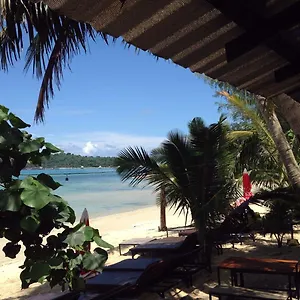 Yuyu-Golden-Beach-Koh-Chang-Beach