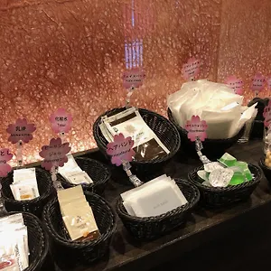 Sakura-Sky-Hotel-Tokyo-Exterior