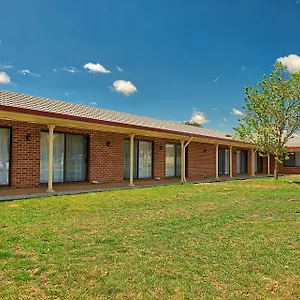 BushmanS-Motor-Inn-Lithgow-Exterior