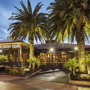 Nightcap-At-The-Cheeky-Squire-Hotel-Frankston-Exterior