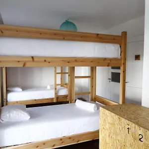 CityS-Hostel-Ponta-Delgada-Hostel-Beds