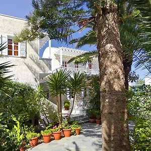 Dolphins-Apartments-Kamari-Exterior