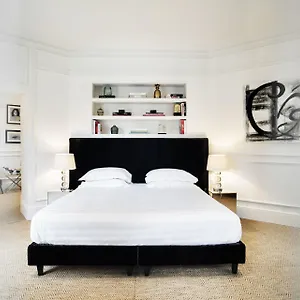 The-Shire-Hotel-Rome-Exterior