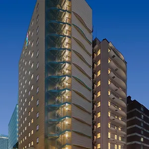 Sarasa-Hotel-Shin-Osaka-Corridors