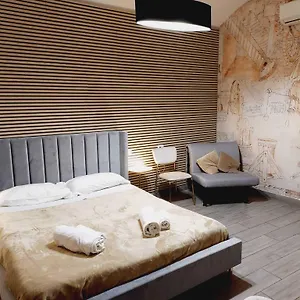 Etruska-Porta-Pia-Guesthouse-Rome-Room