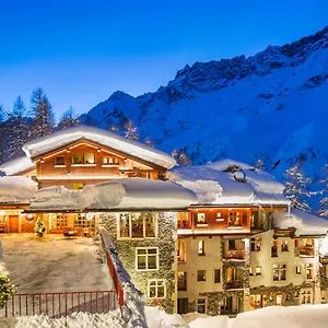 Saint Hubertus Resort Exterior photo