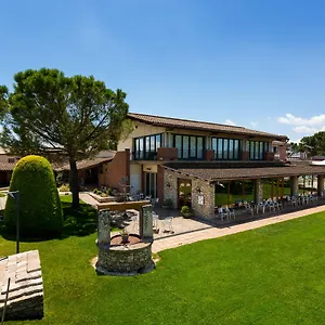 Mas-De-La-Sala-Hotel-Sallent-Exterior