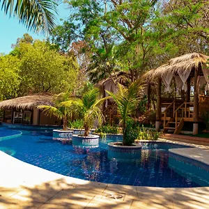 Los-Lagos-Resort-Hotel-Capiata-Amenities