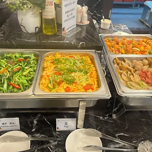 Merryday-Hotel-Banqiao-Taipei-Fast-Food