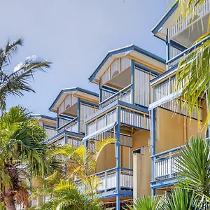 Villa-52-Tangalooma-Exterior