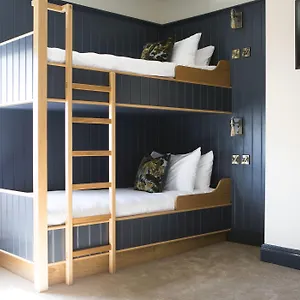 Wynnstay-Arms-Ruabon-Wrexham-Hostel-Beds