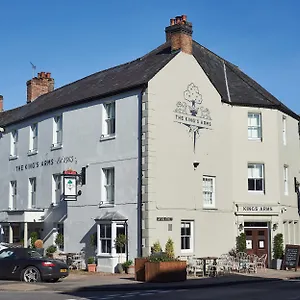 The-Kings-Arms-Hotel-Woodstock-Exterior