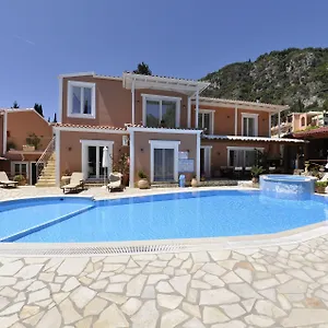 Angels Pool Studios And Apartments Exterior photo