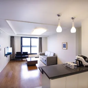 Plea-De-Blanc-Hotel-Residence-Busan-Room
