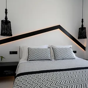 Divelia Hotel Beds photo