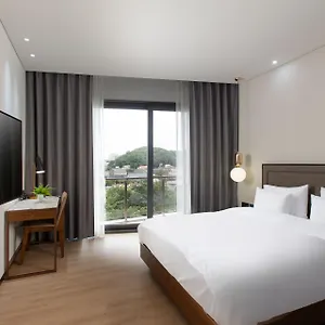 N-Bridge-Hotel-Jeon-Ju-Jeonju-Room