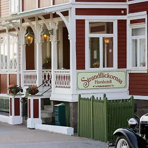 Strandflickornas-Havshotell-Lysekil-Exterior