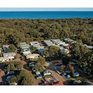 Discovery-Parks-Woodman-Point-Coogee-Skyline