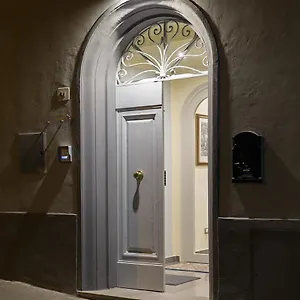 Via-Naldini-N-61-Hotel-Tavarnelle-Val-di-Pesa-Exterior