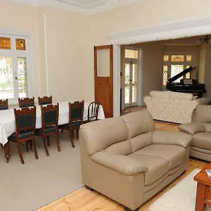 Cockburn-House-Hotel-Jamestown-Interior