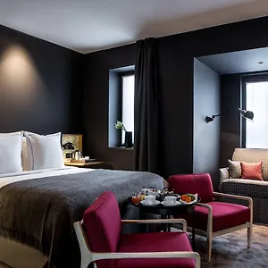 Hotel-Louvre-Lens-Esprit-De-France-Room