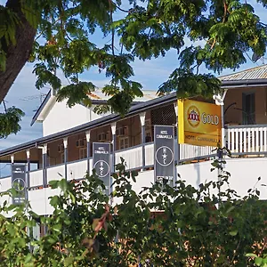 Hotel-Cunnamulla-Exterior
