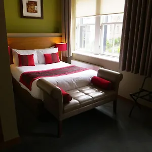 Orocco-Pier-Hotel-South-Queensferry-Exterior