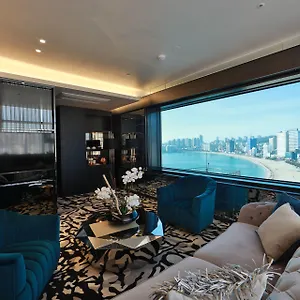 Best-Louis-Hamilton-Hotel-Gwangan-Busan-Interior