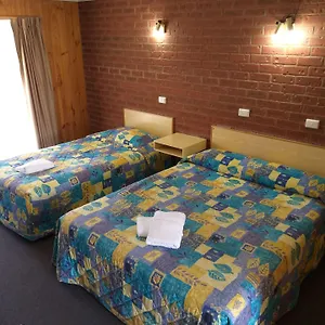 Country-Mile-Motor-Inn-Forbes-Beds