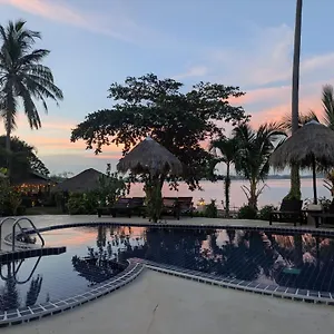 Amber-Sands-Beach-Resort-Koh-Chang-Exterior