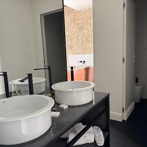 Palazzo-Franceschini-Hotel-Cascia-Exterior