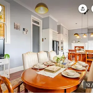 Blackwood-House-Healesville-Exterior