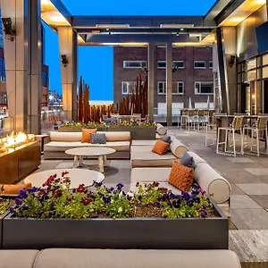 Hyatt-House-Indianapolis-Downtown-Hotel-Exterior