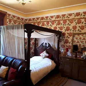 Hallgreen Castle Exterior photo