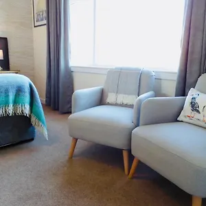 Hildeval-Bed-Breakfast-Kirkwall-Room