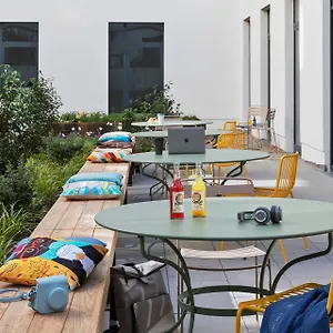 Moxy Hamburg City Business photo