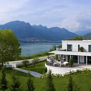 Bianca-Relais-By-R-Collection-Hotels-Oggiono-Exterior