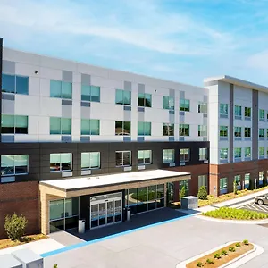 Tru-By-Hilton-Chapel-Hill-Hotel-Exterior