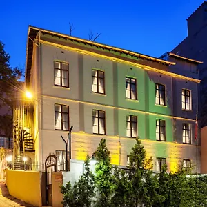 Element-Garden-Aparthotel-Istanbul-Exterior