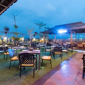 Best-Western-La-Vista-Pathankot-Fast-Food