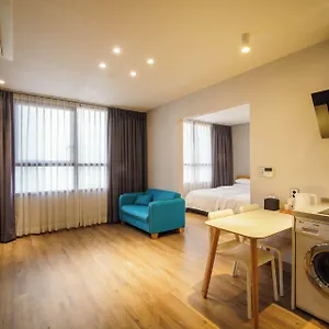 Lacozi-Stay-Seoul-Room