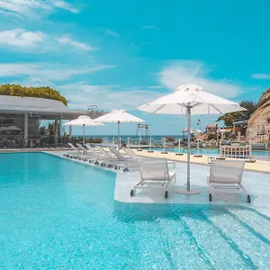 Verso-Hua-Hin-A-Veranda-Collection-Exterior