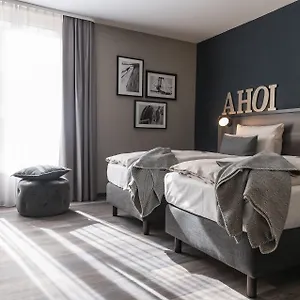 Harbr-Hotel-Ludwigsburg-A-Member-Of-Radisson-Individuals-Room