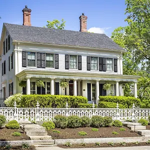 AbigailS-Inn-Camden-Exterior